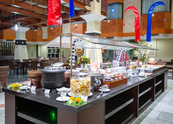 Famous Hotel Kuta Formerly Permata Kuta Hotel